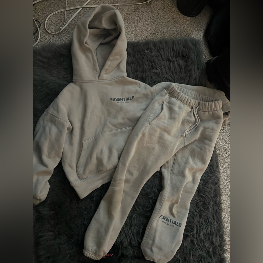 Kids Essential boy jogging set size 6